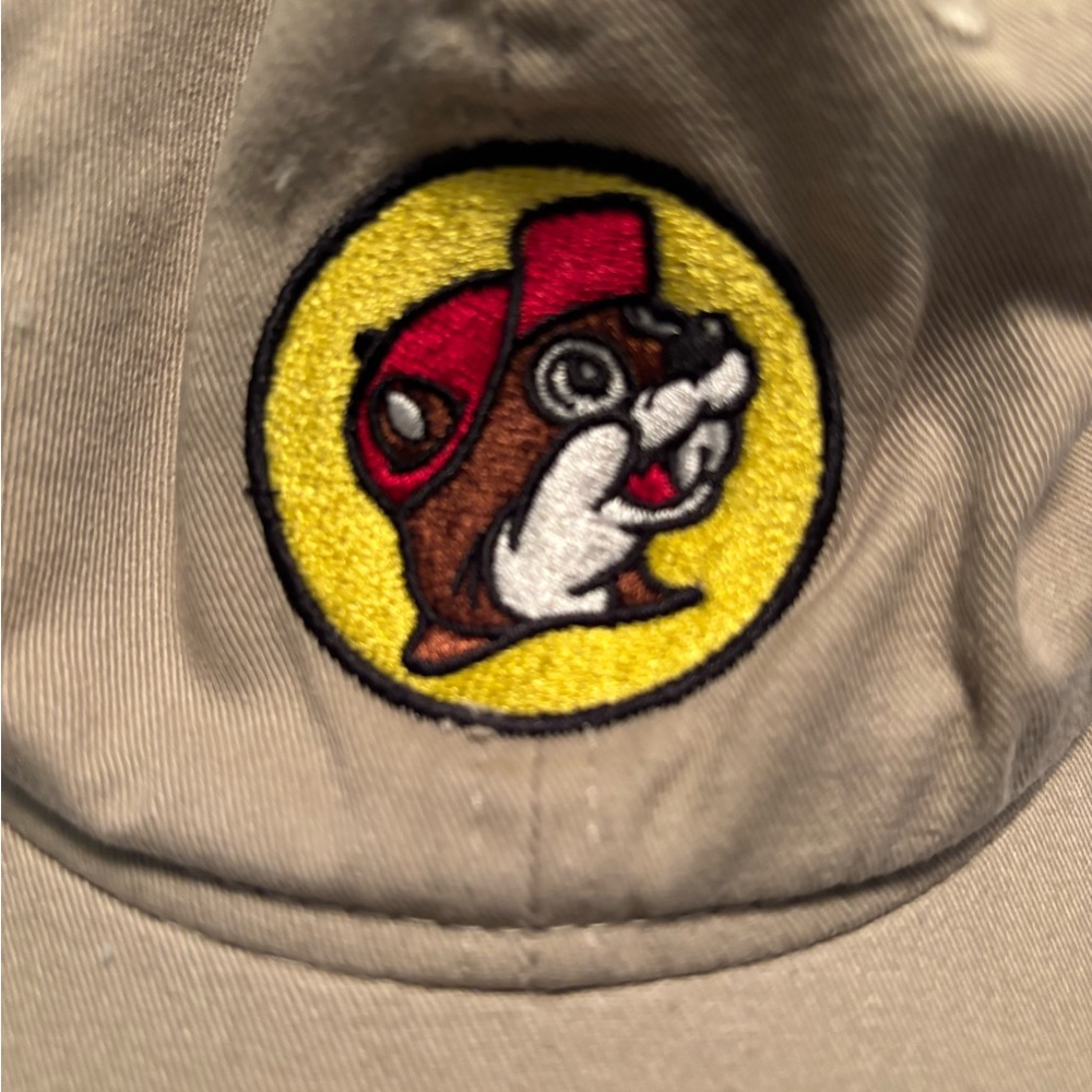 Buc-ees Hat Cap Mens Adjustable Tan Embroidered Logo - Picture 2 of 5